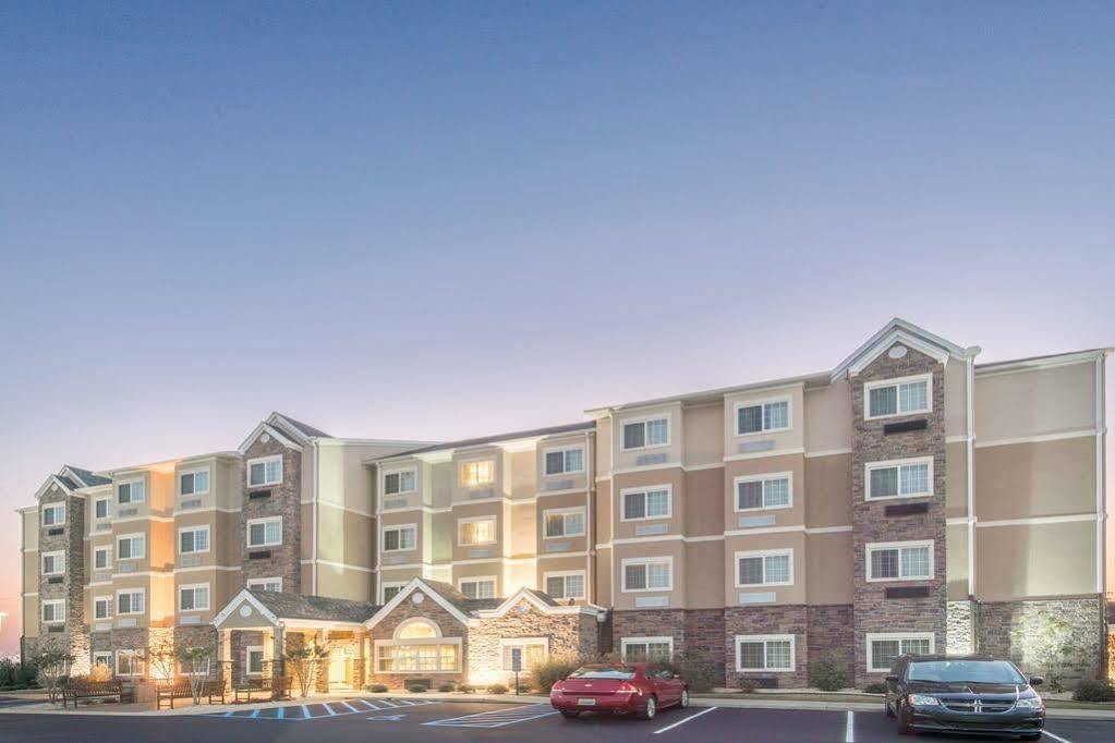 אופליקה Microtel Inn And Suites By Wyndham מראה חיצוני תמונה